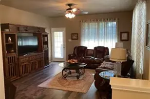 16100 S Great Oaks Dr, Round Rock, TX 78681 - Photo 4