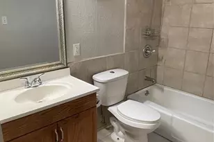 2304 Barton Village Cir, Austin, TX 78704 - Photo 8