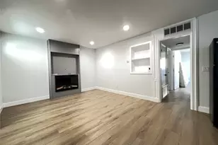 3310 Hycreek Dr, Austin, TX 78723 - Photo 4