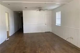 1001 W Haynie St, Llano, TX 78643 - Photo 8