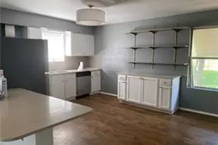 1001 W Haynie St, Llano, TX 78643 - Photo 16