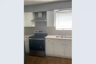 1001 W Haynie Street, Llano, TX 78643 - Photo 4