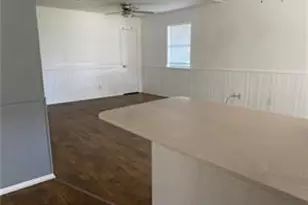 1001 W Haynie St, Llano, TX 78643 - Photo 4