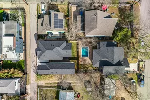 2006 S L Davis Ave, Austin, TX 78702 - Photo 18