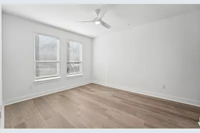 200 W 56th Street #5103, Austin, TX 78751 - Photo 16