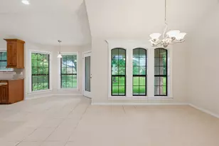 702 Woodson Dr, Caldwell, TX 77836 - Photo 6