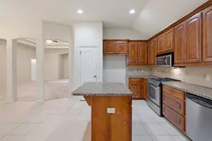702 Woodson Dr, Caldwell, TX 77836 - Photo 12