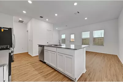 7312 Spotted Leaf Way, Del Valle, TX 78617 - Photo 12