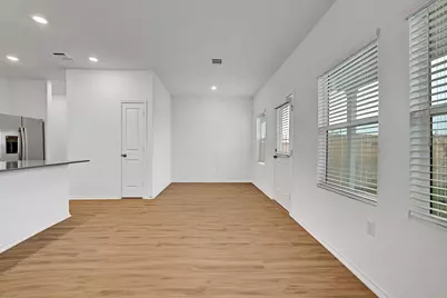 7312 Spotted Leaf Way, Del Valle, TX 78617 - Photo 8