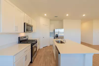 223 Las Lomas Drive, San Marcos, TX 78666 - Photo 10