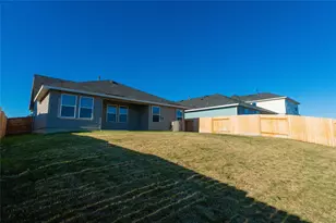 223 Las Lomas Dr, San Marcos, TX 78666 - Photo 4