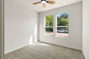 150 Palikea Ct, Bastrop, TX 78602 - Photo 4