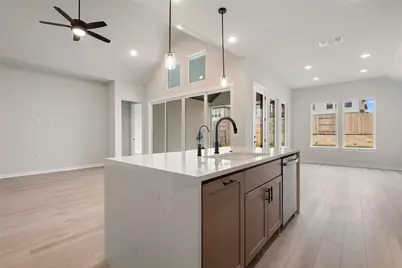 129 Old Woods Road, Liberty Hill, TX 78642 - Photo 20