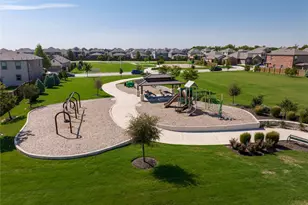 1310 Grande Mesa Dr, Georgetown, TX 78626 - Photo 34