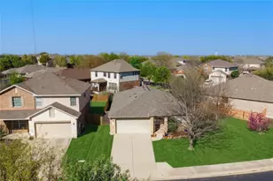 1310 Grande Mesa Dr, Georgetown, TX 78626 - Photo 2