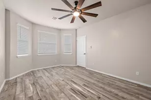 403 Red Hawk Dr, Leander, TX 78641 - Photo 16