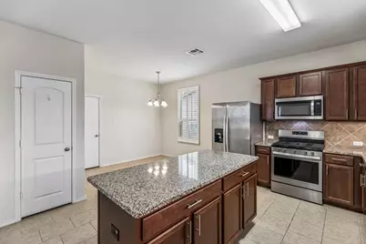 2601 Chandler Creek Boulevard #18, Round Rock, TX 78665 - Photo 10