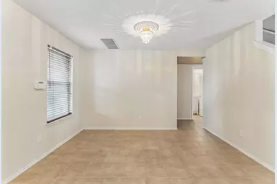 111 Burnet Forest Cove, Elgin, TX 78621 - Photo 4