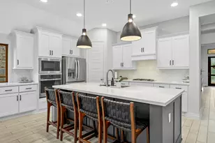 512 Monrovia Ct, Liberty Hill, TX 78642 - Photo 8