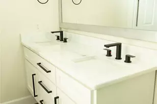 300 E Front St, Thorndale, TX 76577 - Photo 22