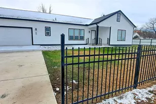 300 E Front St, Thorndale, TX 76577 - Photo 2