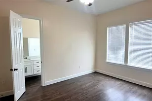 300 E Front St, Thorndale, TX 76577 - Photo 14