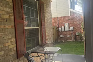 408 Mossy Rock Dr, Hutto, TX 78634 - Photo 4