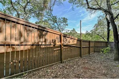 1709 Wild Basin Ledge #B, Austin, TX 78746 - Photo 12
