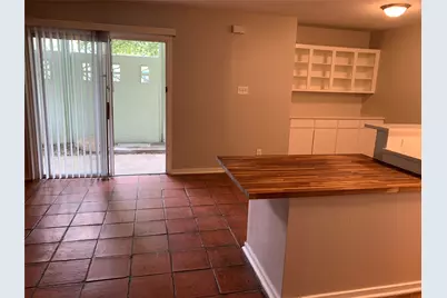 1808 W 35th Street #10, Austin, TX 78703 - Photo 2