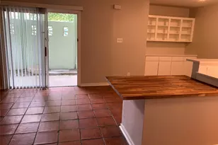 1808 W 35th St, Austin, TX 78703 - Photo 2