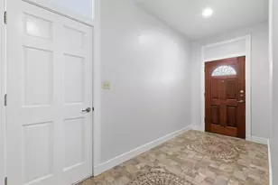 307 Pin Oak Ct, Buda, TX 78610 - Photo 4