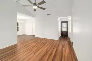 8206 Wavertree Ct, Austin, TX 78745 - Photo 4