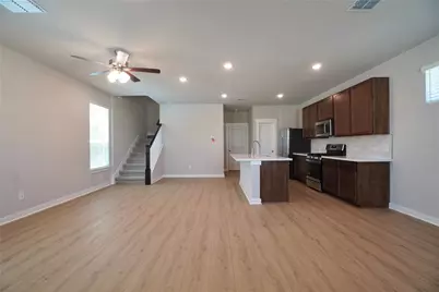 136 Greinert Drive, Taylor, TX 76574 - Photo 6