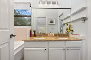 1204 Summit Edge Dr, Austin, TX 78732 - Photo 10