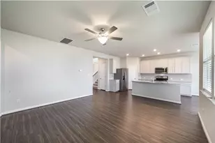 188 Shooting Star Dr, Kyle, TX 78640 - Photo 12
