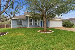 120 Kokomo Ln, Bastrop, TX 78602 - Photo 2