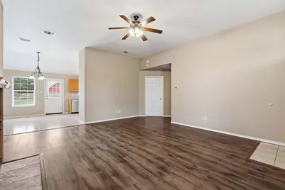 120 Kokomo Lane, Bastrop, TX 78602 - Photo 6