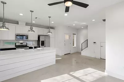 1003 Fiesta Street #B, Austin, TX 78702 - Photo 4