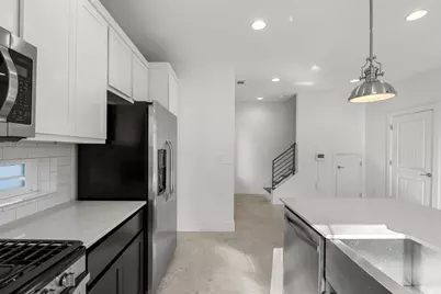 1003 Fiesta Street #B, Austin, TX 78702 - Photo 10