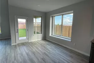 14109 Pennington Ln, Manor, TX 78653 - Photo 16
