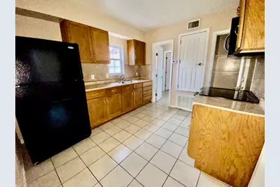 6100 Felix Avenue #B, Austin, TX 78741 - Photo 4