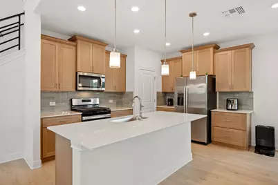 9900 Dawn Pearl Drive, Austin, TX 78748 - Photo 8