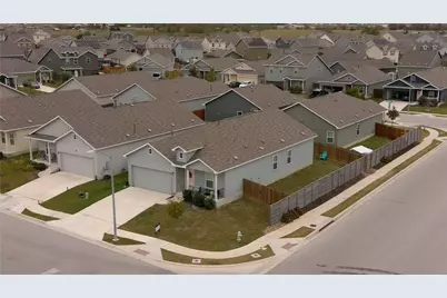 17813 Boardtree Drive, Elgin, TX 78621 - Photo 28