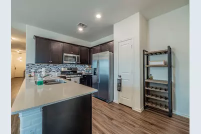 17813 Boardtree Drive, Elgin, TX 78621 - Photo 4