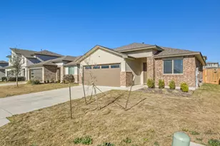 1129 Tipton St, Georgetown, TX 78633 - Photo 2