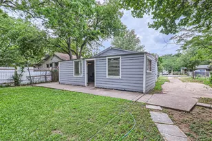 1313 Perez St, Austin, TX 78721 - Photo 8