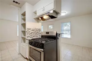 7909 Lazy Ln, Austin, TX 78757 - Photo 6