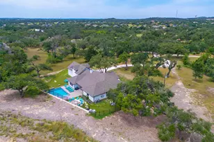 717 E Creek Dr, Dripping Springs, TX 78620 - Photo 28