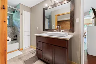 7300 Quicksilver Cir, Austin, TX 78744 - Photo 18