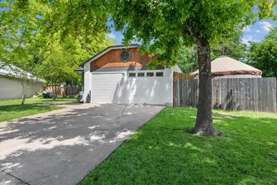 7300 Quicksilver Circle, Austin, TX 78744 - Photo 2